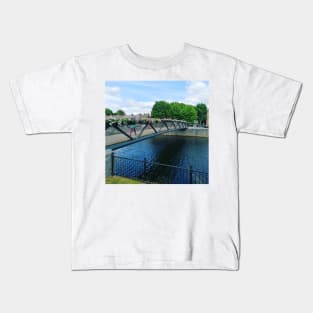 A bridge Kids T-Shirt